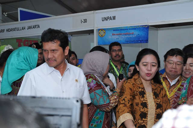 kunjungi_stand_pameran_5.JPG