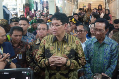 Sambangi Pasar Beringharjo, Menkeu: Pasar Tradisional tidak Mati Suri 20260318 Sambangi Pasar Beringharjo Menkeu Pasar Tradisional tidak Mati Suri