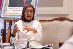 Pelaksanaan WFH ASN Pekan Pertama Berjalan Lancar, Pemerintah Tetap Lakukan Evaluasi 20260413 Menteri PANRB Rini Widyantini