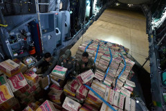 Seskab Teddy: Atas Instruksi Presiden, 253 Ton Logistik Telah Dikirim ke NTT 20260819 Atas Instruksi Presiden 253 Ton Logistik Telah Dikirim ke NTT