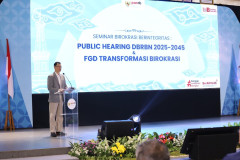 Siapkan Birokrasi Responsif hingga 2045, Kementerian PANRB Tampung Masukan dari Akademisi dan Mahasiswa 20251216 SESMEN Public Hearing R DBRBN 2025 2045 FGD Transformasi Birokrasi 7
