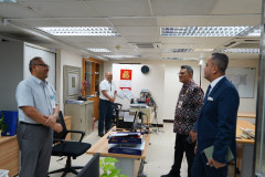 Pemantauan dan Evaluasi Pelayanan Publik di KJRI Hongkong 20251008 Pemantauan dan Evaluasi Pelayanan Publik di KJRI Hongkong 8