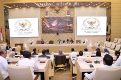 Rapat Kerja dengan Komisi II DPR RI 20260610 Rapat Kerja dengan Komisi II DPR RI 9